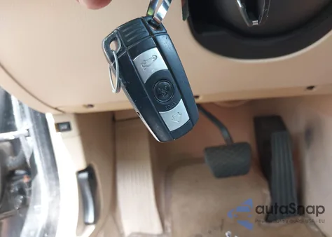 2006 BMW 330I from USA, damaged, VIN WBAVB33526KS32960